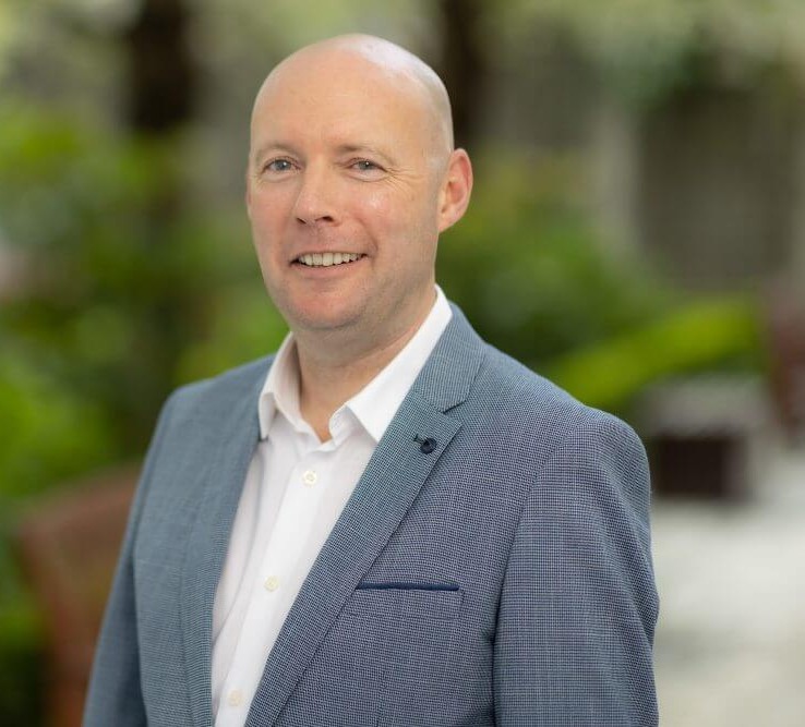 skeffinton-novelplast-1 skeffinton-novelplast-1