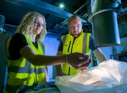 Sinead-Galligani-Chief-Marketing-Officer-OSSM-with-Neil-Skeffington-CEO-Novelplast-